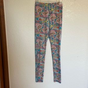 Paisley High Waisted Leggings Size Medium